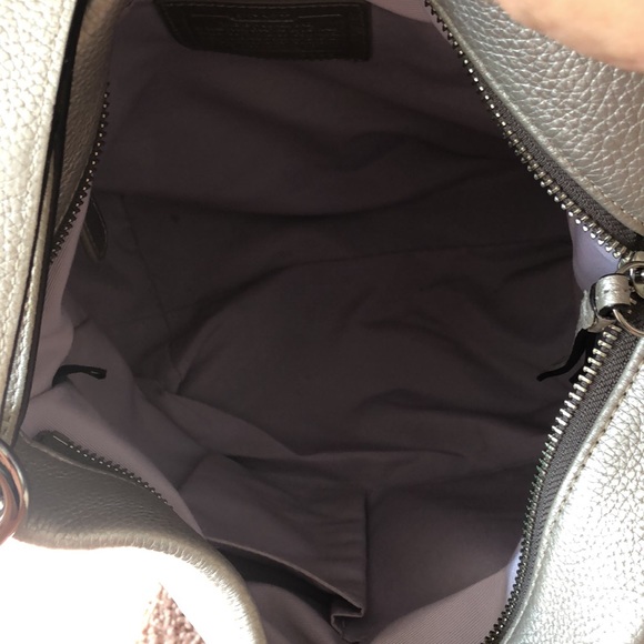 Coach pewter shoulder purse - Picture 5 of 9